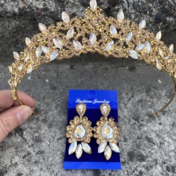 Clara Gold Gelin Kına Tacı Özel Gün Aksesuar Kadın Taç Ve Üç Mekik Küpe Takımı-NEWTAC-11 Clara Gold Gelin Kına Tacı Özel Gün Aksesuar Kadın Taç Ve Üç Mekik Küpe Takımı-NEWTAC-11