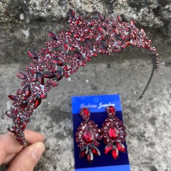 Clara Bordo Gelin Kına Tacı Özel Gün Aksesuar Kadın Taç Ve Üç Mekik Küpe Takımı-NEWTAC-17 Clara Bordo Gelin Kına Tacı Özel Gün Aksesuar Kadın Taç Ve Üç Mekik Küpe Takımı-NEWTAC-17