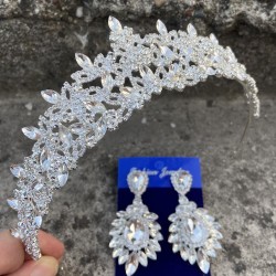 Clara Gümüş Gelin Kına Tacı Özel Gün Aksesuar Kadın Taç Ve Geniş Mekik Küpe Takımı-NEWTAC-21 Clara Gümüş Gelin Kına Tacı Özel Gün Aksesuar Kadın Taç Ve Geniş Mekik Küpe Takımı-NEWTAC-21