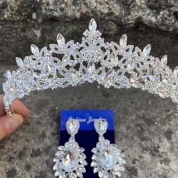 Clara Gümüş Gelin Kına Tacı Özel Gün Aksesuar Kadın Taç Ve Geniş Mekik Küpe Takımı-NEWTAC-21 Clara Gümüş Gelin Kına Tacı Özel Gün Aksesuar Kadın Taç Ve Geniş Mekik Küpe Takımı-NEWTAC-21