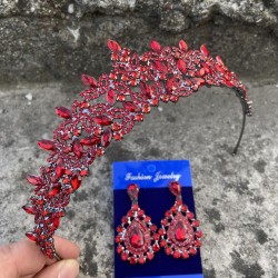 Clara Kırmızı Gelin Kına Tacı Özel Gün Aksesuar Kadın Taç Ve Damla Mekik Küpe Takımı-NEWTAC-25 Clara Kırmızı Gelin Kına Tacı Özel Gün Aksesuar Kadın Taç Ve Damla Mekik Küpe Takımı-NEWTAC-25