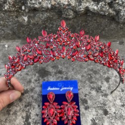 Clara Kırmızı Gelin Kına Tacı Özel Gün Aksesuar Kadın Taç Ve İnce Mekik Küpe Takımı-NEWTAC-26 Clara Kırmızı Gelin Kına Tacı Özel Gün Aksesuar Kadın Taç Ve İnce Mekik Küpe Takımı-NEWTAC-26