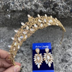 Clara Gold Gelin Kına Tacı Özel Gün Aksesuar Kadın Taç Ve İnce Mekik Küpe Takımı-NEWTAC-8 Clara Gold Gelin Kına Tacı Özel Gün Aksesuar Kadın Taç Ve İnce Mekik Küpe Takımı-NEWTAC-8