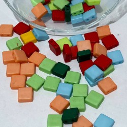 Kare Karışık Renkli Plastik Boncuk 1 Paket 20 Gram-PLB-1014