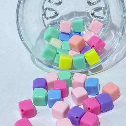 Küp Renkli Plastik Boncuk 1 Paket 20 Gram-PLB-1016