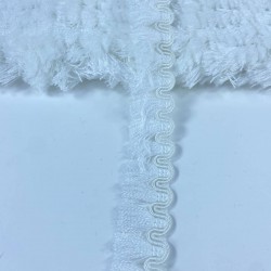 Beyaz Su Yolu Desenli İnce Saçak Şerit Püskül-PUSKUL-1054 Beyaz Su Yolu Desenli İnce Saçak Şerit Püskül-PUSKUL-1054