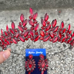 Regina Bordo Gelin Kına Tacı Özel Gün Aksesuar Kadın Taç Ve İnce Mekik Küpe Takımı-REGINA-19 Regina Bordo Gelin Kına Tacı Özel Gün Aksesuar Kadın Taç Ve İnce Mekik Küpe Takımı-REGINA-19