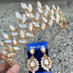 Regina Gold Gelin Kına Tacı Özel Gün Aksesuar Kadın Taç Ve Geniş Mekik Küpe Takımı-REGINA-24 Regina Gold Gelin Kına Tacı Özel Gün Aksesuar Kadın Taç Ve Geniş Mekik Küpe Takımı-REGINA-24