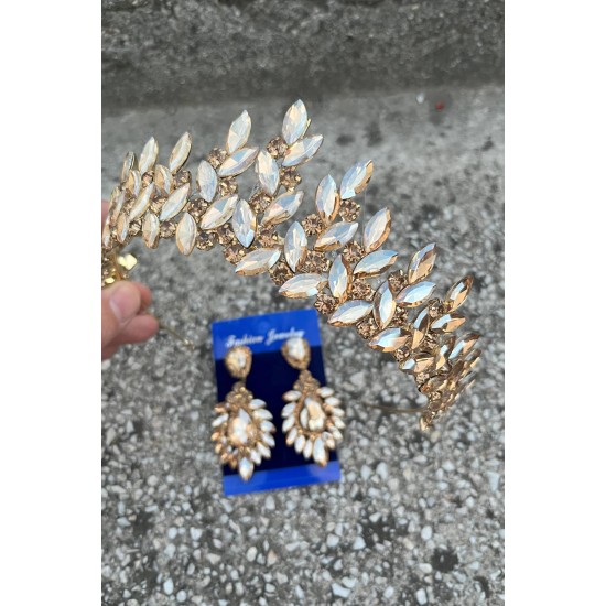 Regina Gold Gelin Kına Tacı Özel Gün Aksesuar Kadın Taç Ve Geniş Mekik Küpe Takımı-REGINA-24 Regina Gold Gelin Kına Tacı Özel Gün Aksesuar Kadın Taç Ve Geniş Mekik Küpe Takımı-REGINA-24