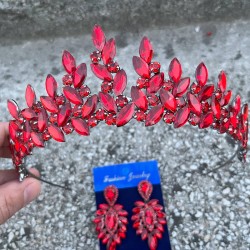 Regina Kırmızı Gelin Kına Tacı Özel Gün Aksesuar Kadın Taç Ve İnce Mekik Küpe Takımı-REGINA-31 Regina Kırmızı Gelin Kına Tacı Özel Gün Aksesuar Kadın Taç Ve İnce Mekik Küpe Takımı-REGINA-31