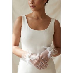Roselune Veil Beyaz T&uuml;l Eldiven &ndash; T&uuml;y ve G&uuml;l Detaylı Kısa L&uuml;ks Gelin ve Davet Aksesuarı-ROSELUNE-2