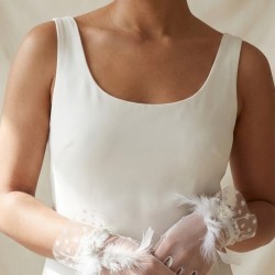 Roselune Veil Beyaz T&uuml;l Eldiven &ndash; T&uuml;y ve G&uuml;l Detaylı Kısa L&uuml;ks Gelin ve Davet Aksesuarı-ROSELUNE-2