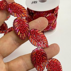 Kırmızı Yaprak Desenli Ütüyle Yapışan Şerit Taşlı Aplik-SA-1095