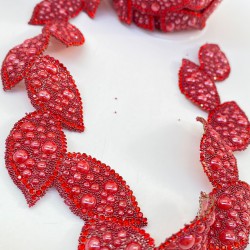 Kırmızı Yaprak Motifli Ütüyle Yapışan Taş Şerit Aplik-SA-1100