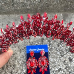 Salome Kırmızı Gelin Kına Tacı Özel Gün Aksesuar Kadın Taç Ve Üç Mekik Küpe Takımı-SALOME-17 Salome Kırmızı Gelin Kına Tacı Özel Gün Aksesuar Kadın Taç Ve Üç Mekik Küpe Takımı-SALOME-17