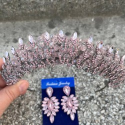 Salome Pembe Gelin Kına Tacı Özel Gün Aksesuar Kadın Taç Ve İnce Mekik Küpe Takımı-SALOME-24 Salome Pembe Gelin Kına Tacı Özel Gün Aksesuar Kadın Taç Ve İnce Mekik Küpe Takımı-SALOME-24