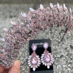 Salome Pembe Gelin Kına Tacı Özel Gün Aksesuar Kadın Taç Ve Geniş Mekik Küpe Takımı-SALOME-25 Salome Pembe Gelin Kına Tacı Özel Gün Aksesuar Kadın Taç Ve Geniş Mekik Küpe Takımı-SALOME-25