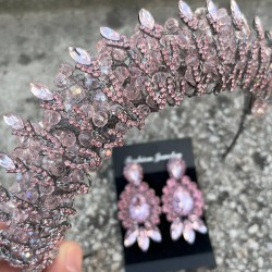 Salome Pembe Gelin Kına Tacı Özel Gün Aksesuar Kadın Taç Ve Üç Mekik Küpe Takımı-SALOME-26 Salome Pembe Gelin Kına Tacı Özel Gün Aksesuar Kadın Taç Ve Üç Mekik Küpe Takımı-SALOME-26