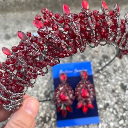 Salome Bordo Gelin Kına Tacı Özel Gün Aksesuar Kadın Taç Ve Üç Mekik Küpe Takımı-SALOME-30 Salome Bordo Gelin Kına Tacı Özel Gün Aksesuar Kadın Taç Ve Üç Mekik Küpe Takımı-SALOME-30