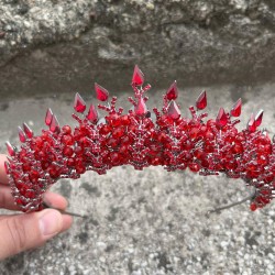 Salvatore Kırmızı Gelin Kına Tacı Yüksek Kalite Özel Gün Aksesuar Kadın Taç Saç Aksesuarı-SALVATORE-1 Salvatore Kırmızı Gelin Kına Tacı Yüksek Kalite Özel Gün Aksesuar Kadın Taç Saç Aksesuarı-SALVATORE-1