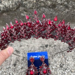 Salvatore Bordo Gelin Kına Tacı Özel Gün Aksesuar Kadın Taç Ve Geniş Mekik Küpe Takımı-SALVATORE-16 Salvatore Bordo Gelin Kına Tacı Özel Gün Aksesuar Kadın Taç Ve Geniş Mekik Küpe Takımı-SALVATORE-16