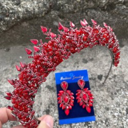Salvatore Kırmızı Gelin Kına Tacı Özel Gün Aksesuar Kadın Taç Ve İnce Mekik Küpe Takımı-SALVATORE-8 Salvatore Kırmızı Gelin Kına Tacı Özel Gün Aksesuar Kadın Taç Ve İnce Mekik Küpe Takımı-SALVATORE-8
