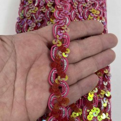 Janjanlı Kırmızı Sevoria Pullu Dekoratif Kenar S&uuml;s&uuml; Şerit &ndash; El İşi S&uuml;sleme 1 Metre-SEVORIA-105