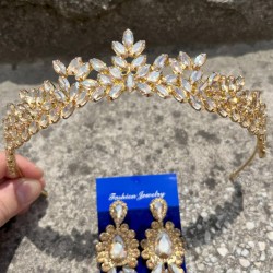 Silvana Gold Gelin Kına Tacı Özel Gün Aksesuar Kadın Taç Ve Üç Mekik Küpe Takımı-SILVANA-32 Silvana Gold Gelin Kına Tacı Özel Gün Aksesuar Kadın Taç Ve Üç Mekik Küpe Takımı-SILVANA-32