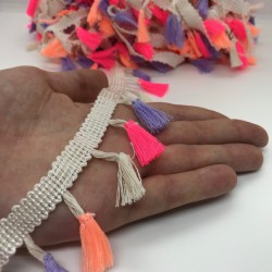 Fuşya Mor Beyaz Renkli Saçak Püskül-SP-1088 Fuşya Mor Beyaz Renkli Saçak Püskül-SP-1088