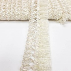 Krem Örgü Püsküllü Saçak Şerit -SP-1203 Krem Örgü Püsküllü Saçak Şerit -SP-1203