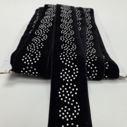 Siyah Su Desenli Kadife Taşlı Şerit-SP-1226 Siyah Su Desenli Kadife Taşlı Şerit-SP-1226