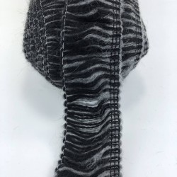 Gri Siyah Detaylı Orlon Saçak Şerit Püskül-SP-1259 Gri Siyah Detaylı Orlon Saçak Şerit Püskül-SP-1259