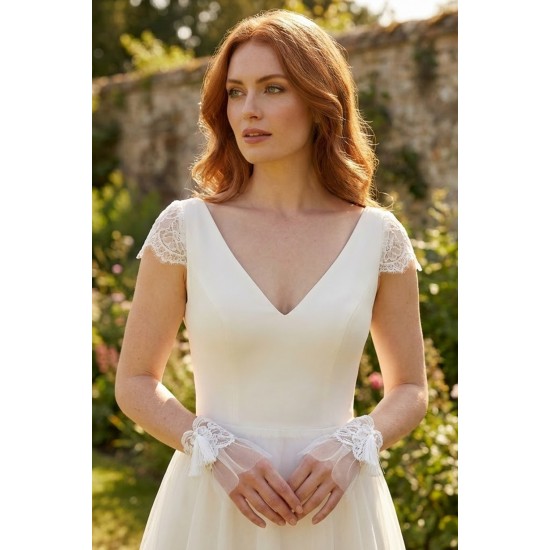 Tasselya Lace Beyaz T&uuml;l Bilek Eldiveni &ndash; P&uuml;sk&uuml;l Detaylı Vintage Gelin ve Davet Aksesuarı-TASSELYA-1