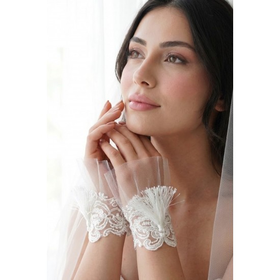 Tasselya Lace Beyaz T&uuml;l Bilek Eldiveni &ndash; P&uuml;sk&uuml;l Detaylı Vintage Gelin ve Davet Aksesuarı-TASSELYA-1