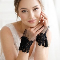 Tasselya Lace Siyah T&uuml;l Bilek Eldiveni &ndash; P&uuml;sk&uuml;l Detaylı Vintage Gelin ve Davet Aksesuarı-TASSELYA-2