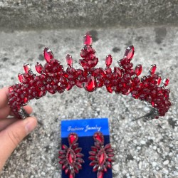 Thalia Taç İnce Mekik Küpe Seti Bordo – Gelin Kına Düğün İçin Taşlı Işıltılı Abiye Aksesuar-THALIA-13 Thalia Taç İnce Mekik Küpe Seti Bordo – Gelin Kına Düğün İçin Taşlı Işıltılı Abiye Aksesuar-THALIA-13