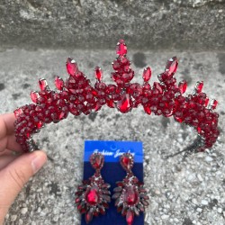 Thalia Taç Geniş Mekik Küpe Seti Bordo – Gelin Kına Düğün İçin Taşlı Işıltılı Abiye Aksesuar-THALIA-15 Thalia Taç Geniş Mekik Küpe Seti Bordo – Gelin Kına Düğün İçin Taşlı Işıltılı Abiye Aksesuar-THALIA-15