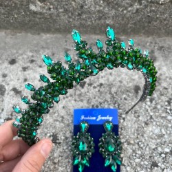 Thalia Taç Üç Mekik Küpe Seti Yeşil – Gelin Kına Düğün İçin Taşlı Işıltılı Abiye Aksesuar-THALIA-20 Thalia Taç Üç Mekik Küpe Seti Yeşil – Gelin Kına Düğün İçin Taşlı Işıltılı Abiye Aksesuar-THALIA-20