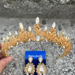 Thalia Taç Üç Mekik Küpe Seti Gold – Gelin Kına Düğün İçin Taşlı Işıltılı Abiye Aksesuar-THALIA-22 Thalia Taç Üç Mekik Küpe Seti Gold – Gelin Kına Düğün İçin Taşlı Işıltılı Abiye Aksesuar-THALIA-22