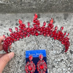 Thalia Taç Üç Mekik Küpe Seti Kırmızı – Gelin Kına Düğün İçin Taşlı Işıltılı Abiye Aksesuar-THALIA-25 Thalia Taç Üç Mekik Küpe Seti Kırmızı – Gelin Kına Düğün İçin Taşlı Işıltılı Abiye Aksesuar-THALIA-25