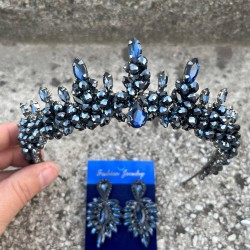 Thalia Taç İnce Mekik Küpe Seti Lacivert – Gelin Kına Düğün İçin Taşlı Işıltılı Abiye Aksesuar-THALIA-34 Thalia Taç İnce Mekik Küpe Seti Lacivert – Gelin Kına Düğün İçin Taşlı Işıltılı Abiye Aksesuar-THALIA-34