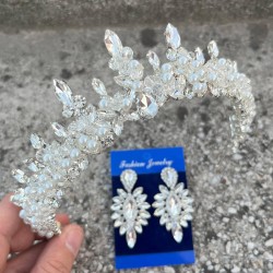 Thalia Taç İnce Mekik Küpe Seti Gümüş – Gelin Kına Düğün İçin Taşlı Işıltılı Abiye Aksesuar-THALIA-39 Thalia Taç İnce Mekik Küpe Seti Gümüş – Gelin Kına Düğün İçin Taşlı Işıltılı Abiye Aksesuar-THALIA-39