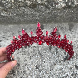 Thalia Model Bordo Taç – Gelin Kına Düğün Abiye İçin Taşlı Gösterişli Saç Tacı-THALIA-6 Thalia Model Bordo Taç – Gelin Kına Düğün Abiye İçin Taşlı Gösterişli Saç Tacı-THALIA-6