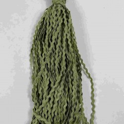 Yağ Yeşili WaveLace Dalgalı Dekoratif Şerit Kenar S&uuml;s&uuml; &ndash; 1 cm İnce Zigzag Şerit 5 Metre-WAVELACE-25