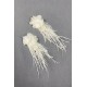 Beyaz Lazer Çiçekli İncili Deve Kuşu Tüylü Küpe-YENIKUPE-1019