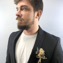 Gri Pamuk Otlu Cipsolu Damat Yaka Çiçeği-YKC-1057