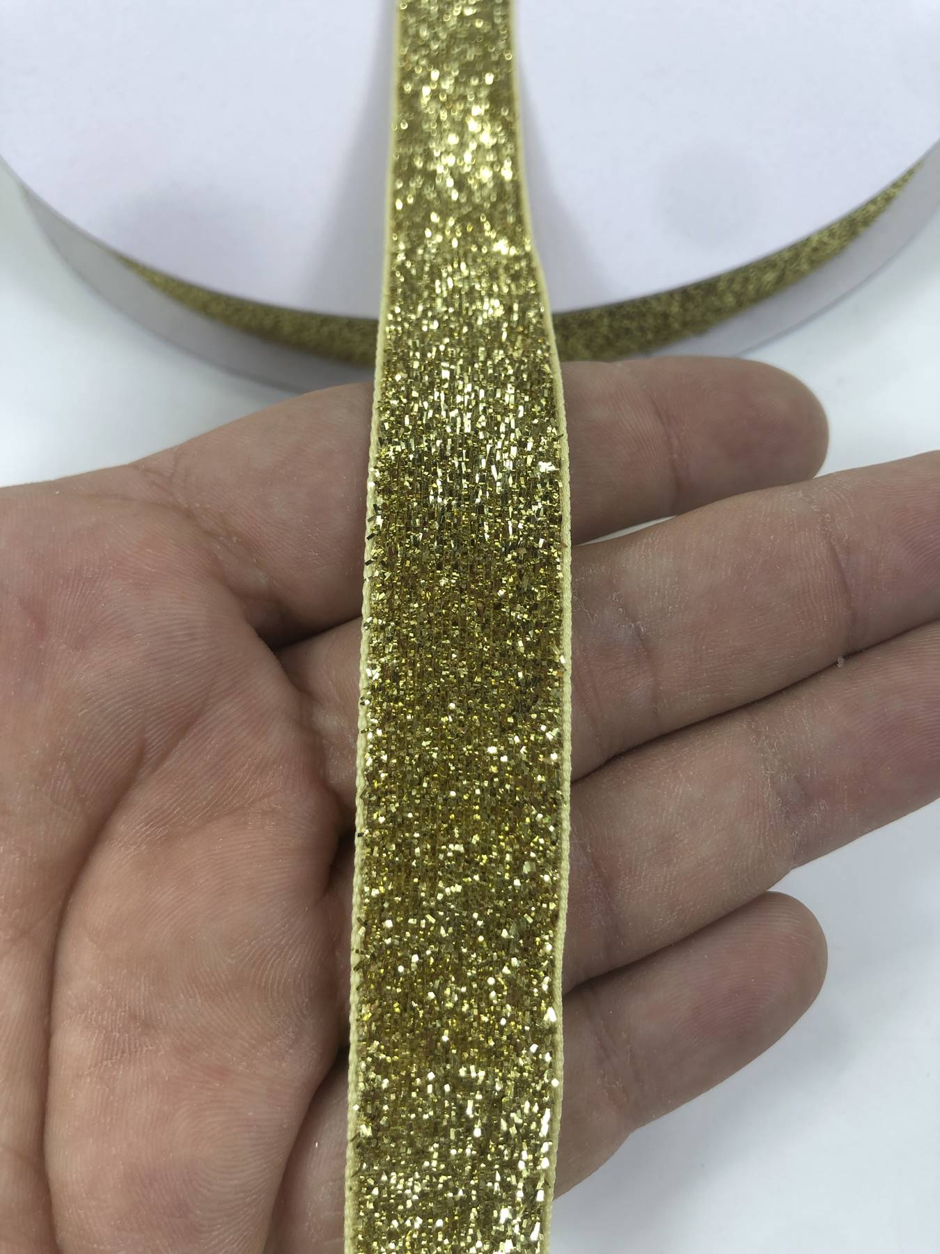 Altın Rengi Simli Kadife Kurdele 2 Cm-KDF-1005